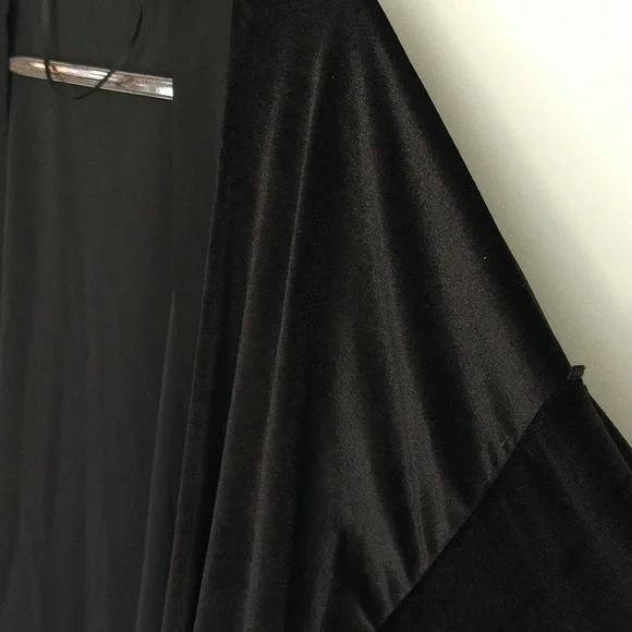 Ann Taylor Black Velvet Kimono - Picture 8 of 16